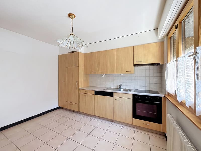 Four-room apartment in a quiet location with a beautiful view (5)