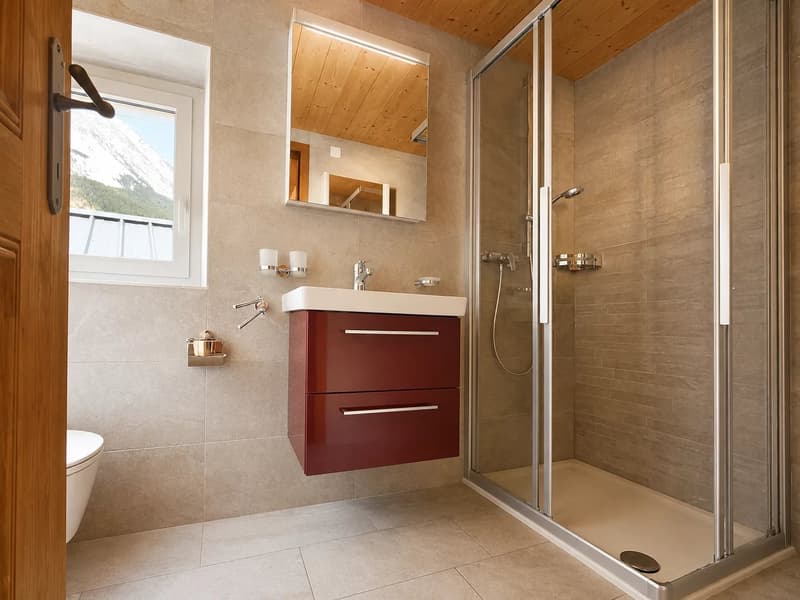 Geräumige 4.5-Zimmer-Wohnung mit großem Potenzial für Erweiterung (6)