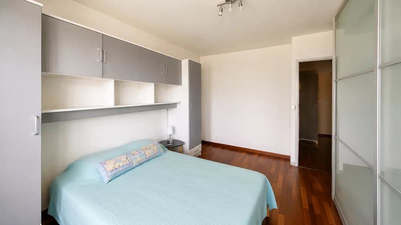 Appartement de 4,5 pièces au 10e étage avec vue panoramique (5)