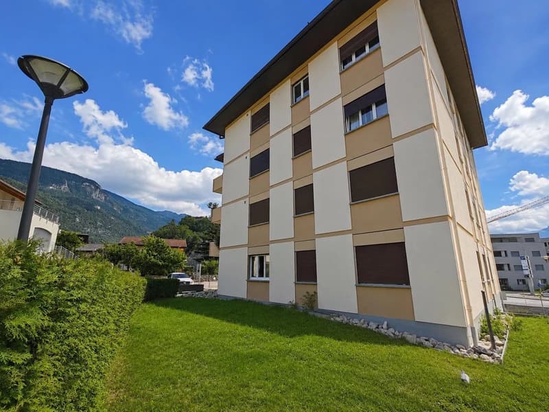 Lumineux 3,5 pièces avec balcon et vue dégagée à Sierre (9)