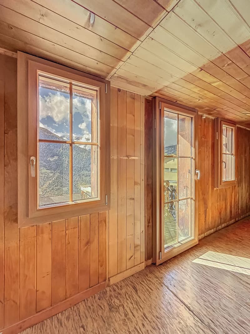 Appartement avec potentiel de rénovation et vue sur les montagnes (5)