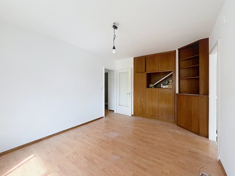 Bel appartement de 2 pièces à proximité du centre-ville (3)