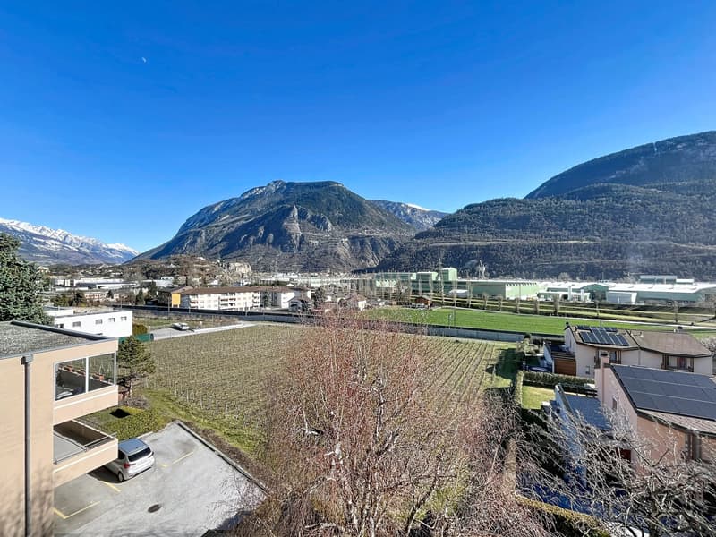 Spacieux 4 pièces de 110 m² avec balcon et fort potentiel à Sierre (7)
