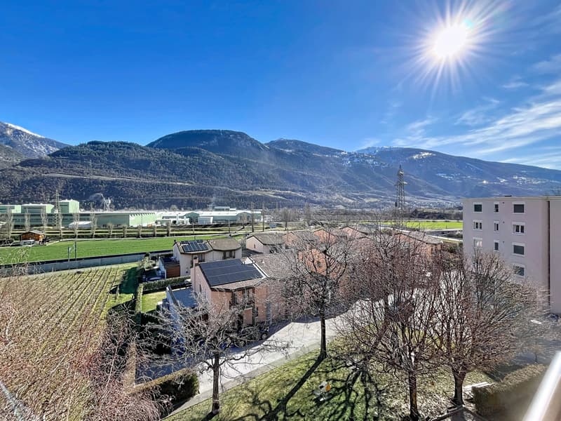 Spacieux 4 pièces de 110 m² avec balcon et fort potentiel à Sierre (8)