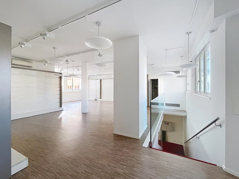 Local commercial au centre de Sion - Grandes surfaces modulables (6)