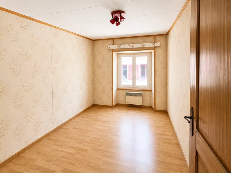Spacieux appartement de 4.5 pièces avec fort potentiel d'agrandissement (4)