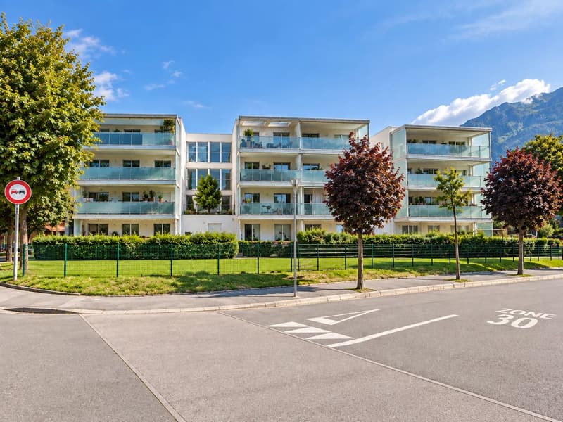 Investissez à Martigny : 2,5 pièces récent avec véranda, terrasse et jardin privatif ! (1)
