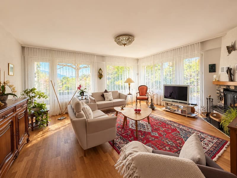 Une villa de caractère où chaque espace invite à profiter du calme (2)