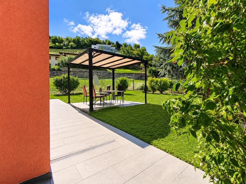 Spacieuse villa individuelle avec grand jardin à Sierre (3)