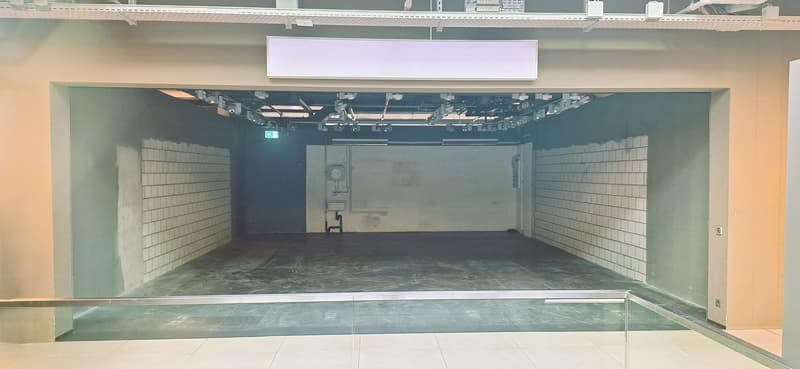 Spazio commerciale parzialmente costruito in affitto al centro di Aarberg (5)