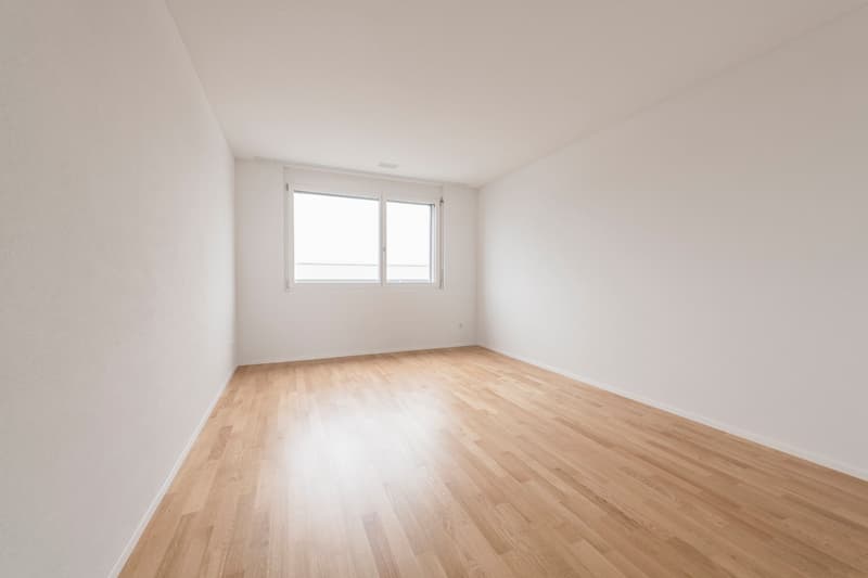 Moderne, grosszügige, helle 2.5-Zi-Wohnung im 2. OG (8)