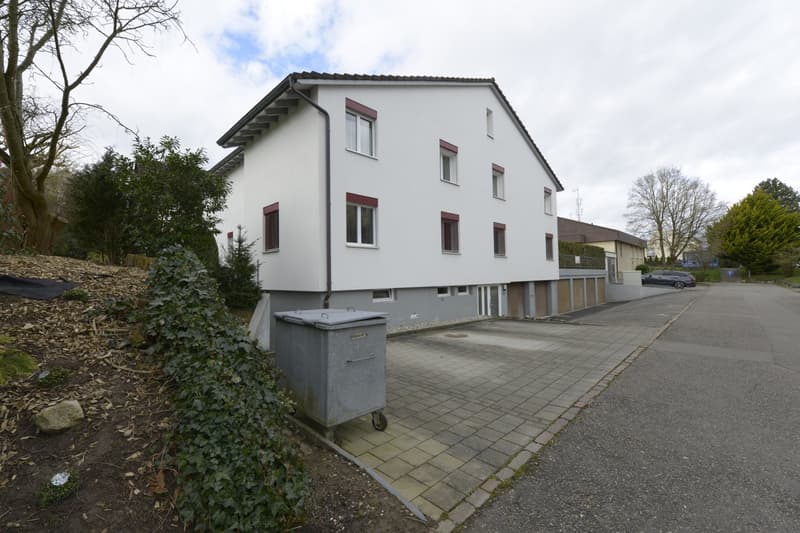 Garten-Wohnung mit Wintergarten und Sitzplatz (14)