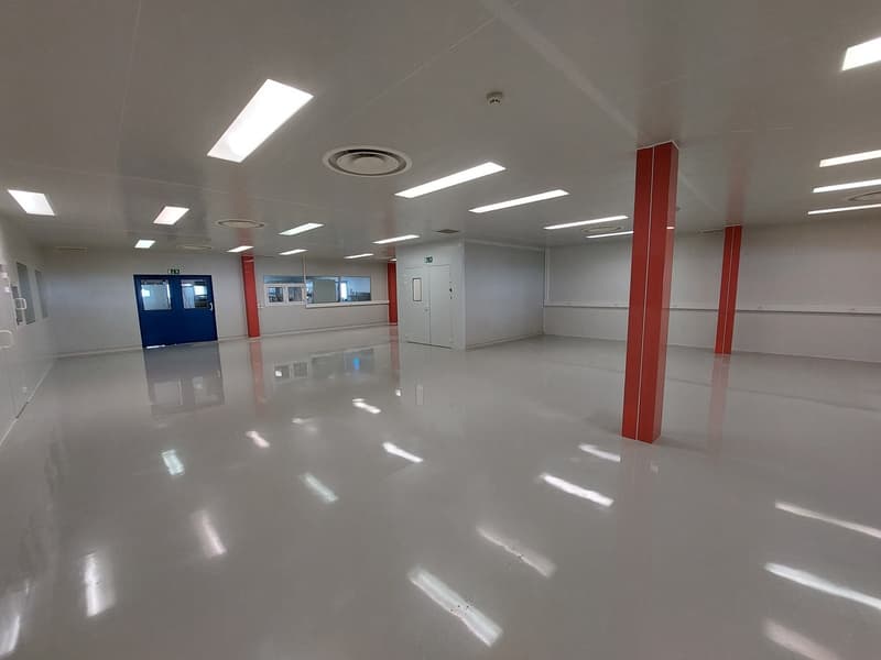Superficie 350 m2 - Laboratorio/sale bianche (3)