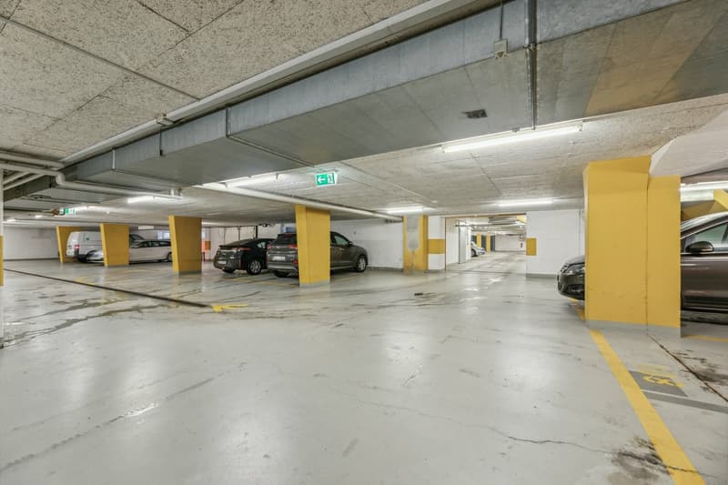 Work where flexibility meets infrastructure (6)