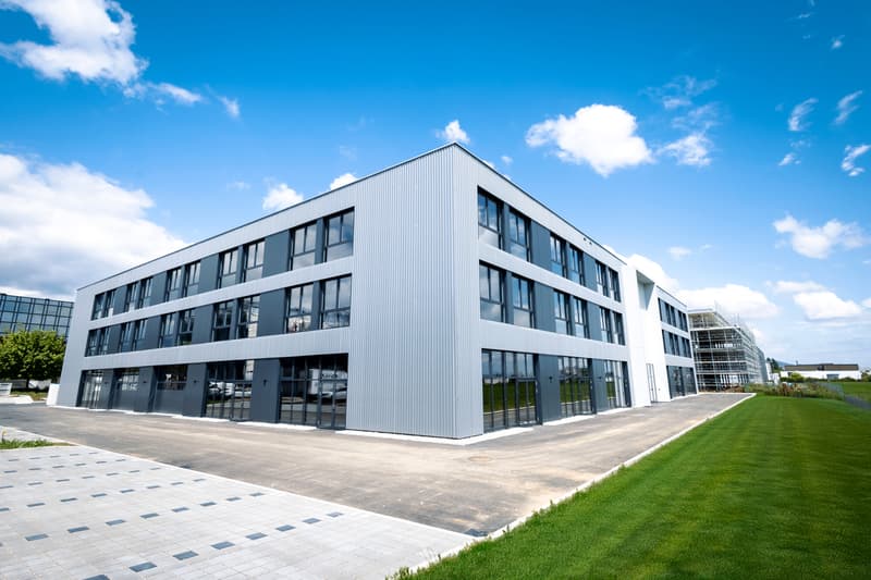 Nuovo a Gland - Superficie commerciale - industriale / 300m2 (5)
