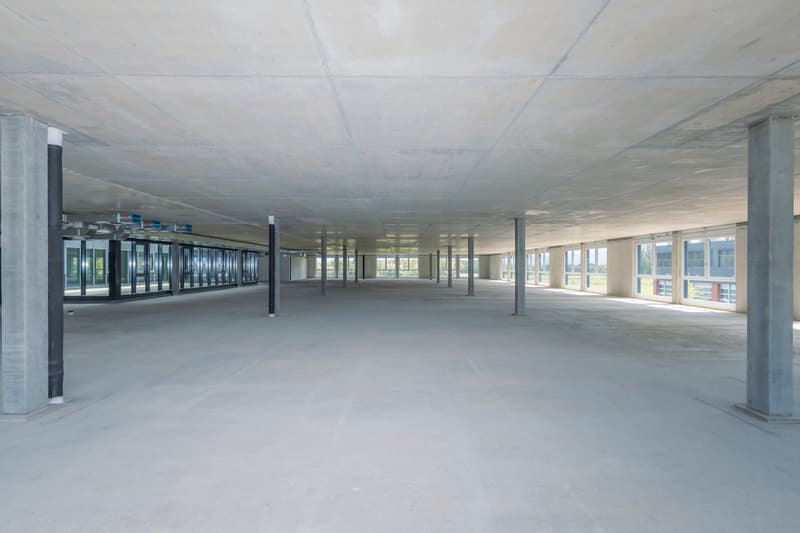New in Gland - Commercial / industrial area - 300m2 (6)