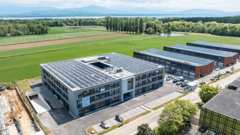 New in Gland - Large commercial space - industrial / 1'200m2 (11)