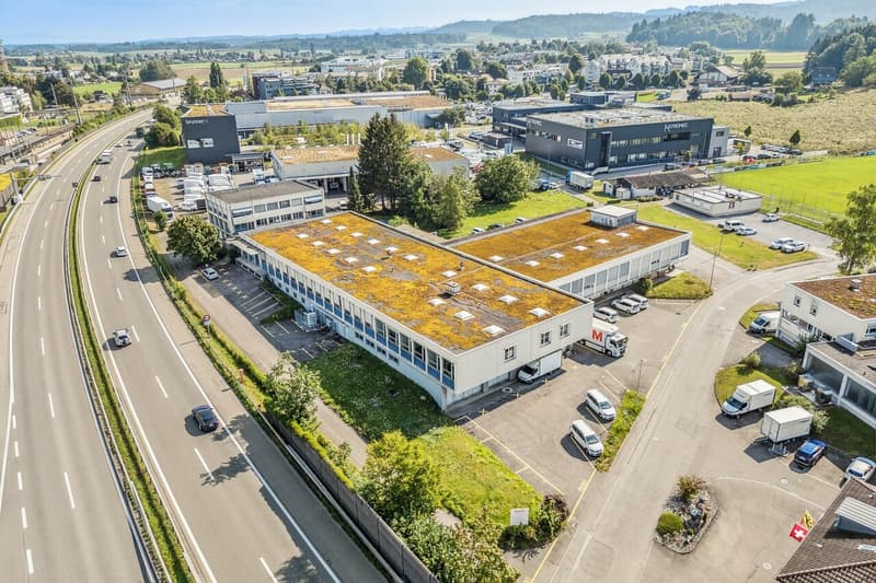 Ihre Erfolgsfläche - hochwertiger Ausbau & perfekte Anschlüsse! (2)