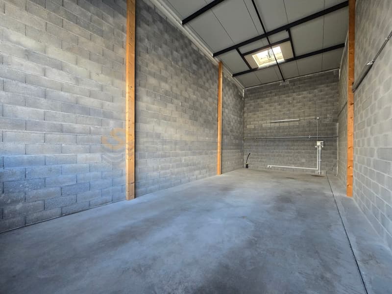 Streetbox di 60m² in affitto - Box n6 - 1° affitto gratuito (2)