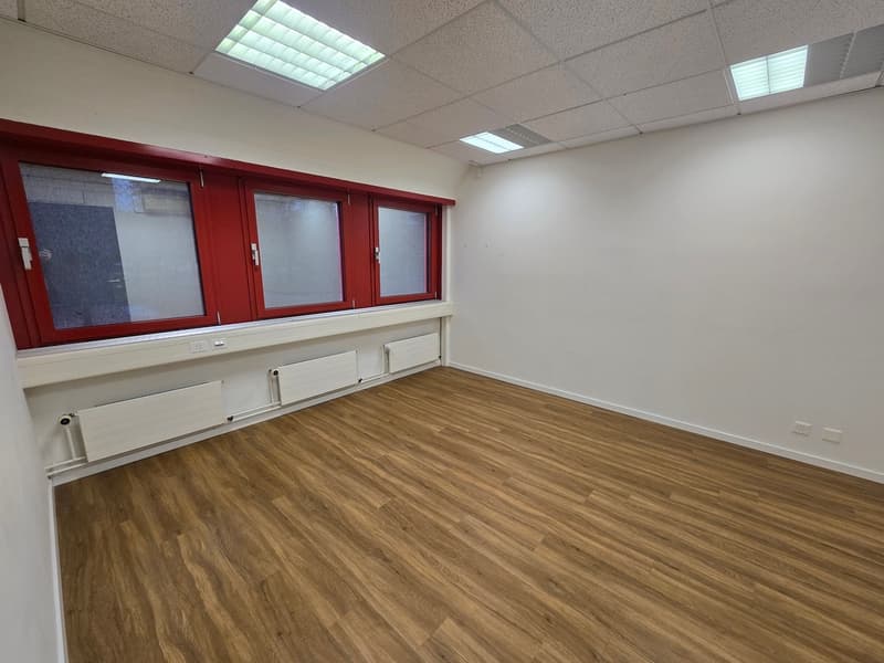 Ufficio di 119m² - Ideale posizione a Gland (7)