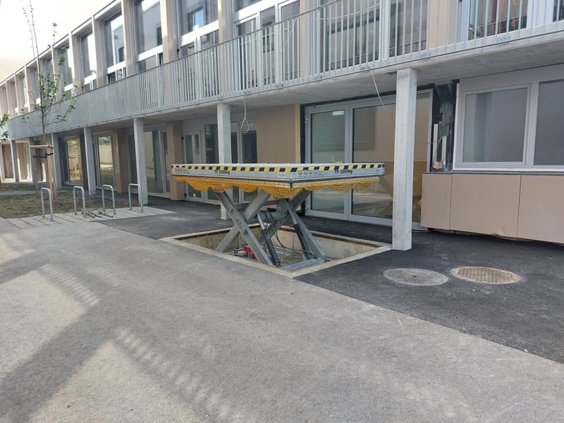 NUOVO - Magazzino di 143m2 - Préverenges (2)