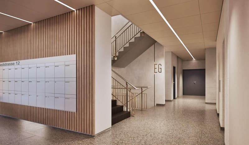 Your new business spot on the 5th floor - renovated & flooded with light! (4)