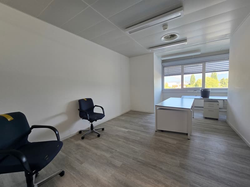 Ufficio di 276m2 - Prossimità autostrada/stazione - Yverdon-les-Bains (2)