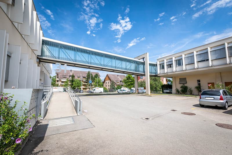 Uffici "plug & play" di 31m2 molto ben situati a Gland (2)