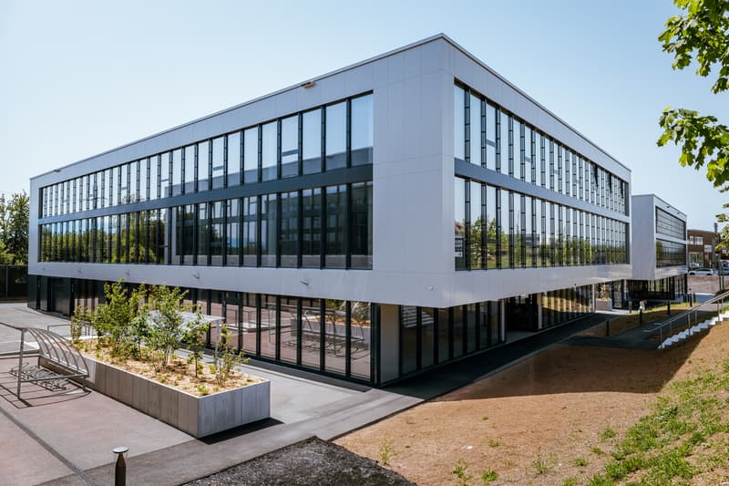 "IDEAL PARK" - 110m2 studio on 1st floor with lift - Truck access (4)