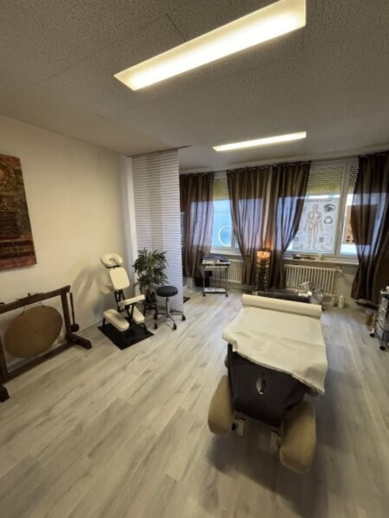 Superficie commerciale/ufficio - 25m2 (2)