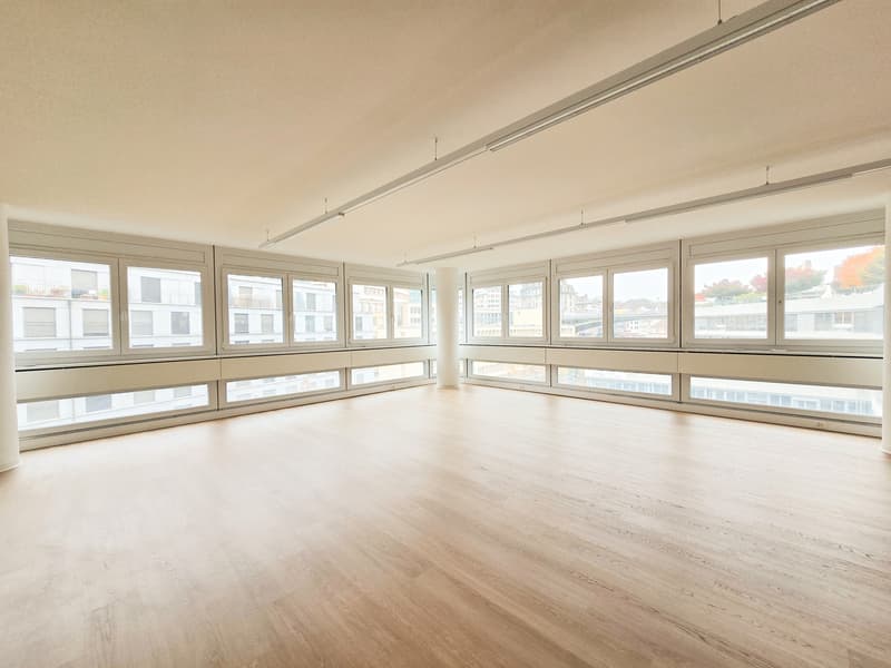 Ufficio rinnovato di 230m2 - Centro città di Losanna (3)