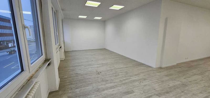 Superficie commerciale/ufficio di 65 m² in affitto - 1° piano (3)