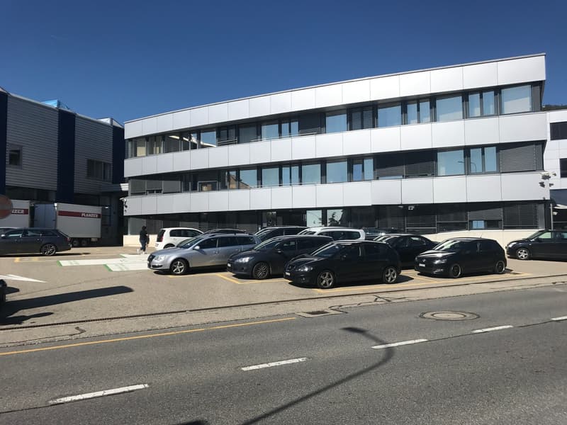 Dépôt 128 m2 - idéal utilitaires/camions (1)