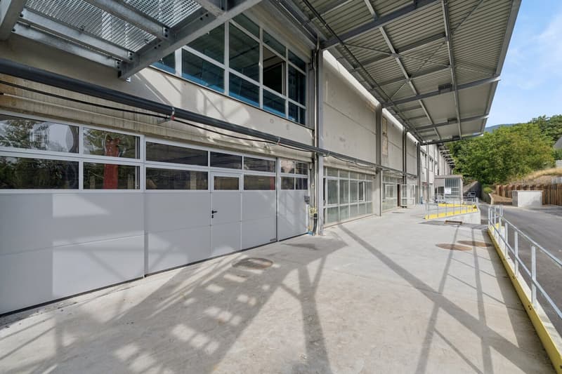 Atelier de 1000 m² à louer - Onnens (9)