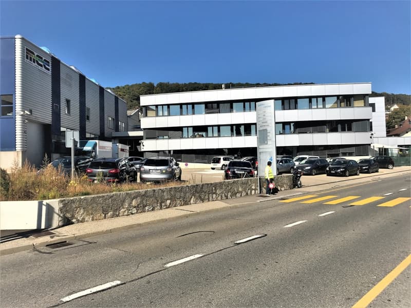 In der Nähe von Neuchâtel - Industriehalle von 1'500m2 (4)