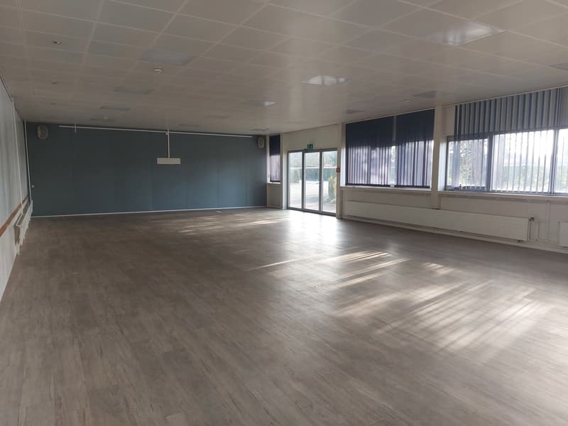Studio from 500 m² for rent - Warehouse / studio (8)