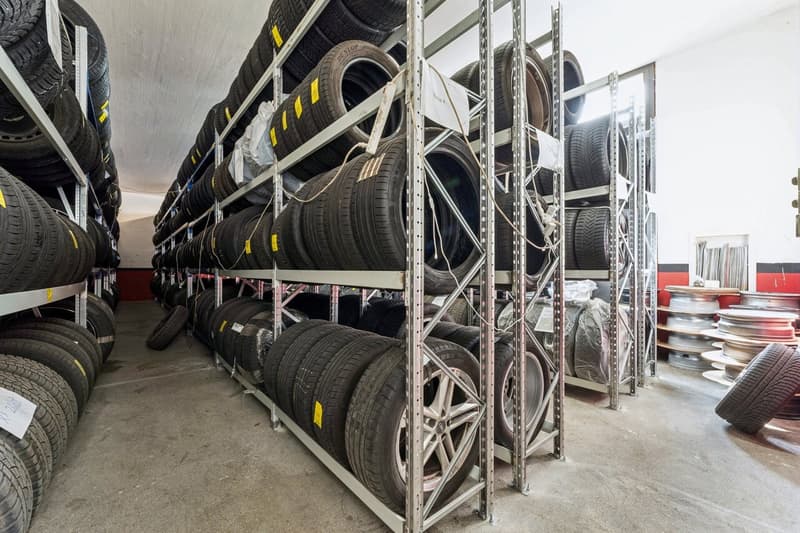 Verkaufsfläche/Showroom zum Vermieten! (6)