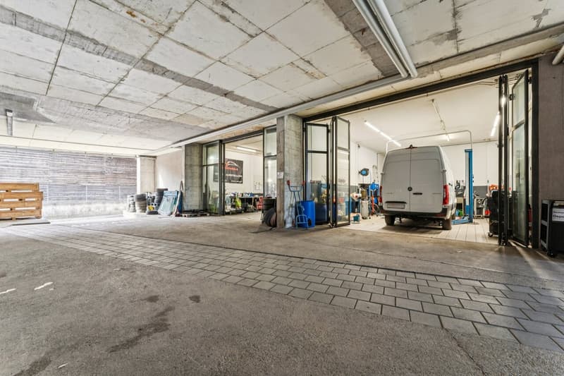 Verkaufsfläche/Showroom zum Vermieten! (7)