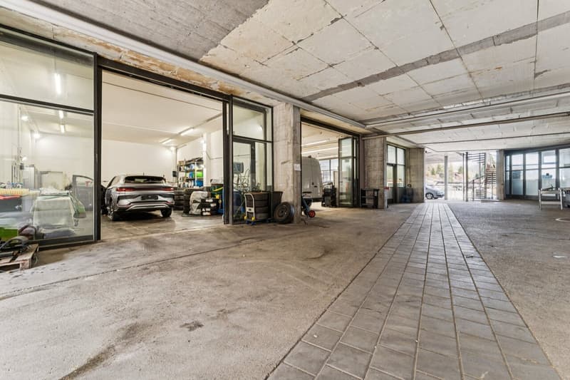 Verkaufsfläche/Showroom zum Vermieten! (8)