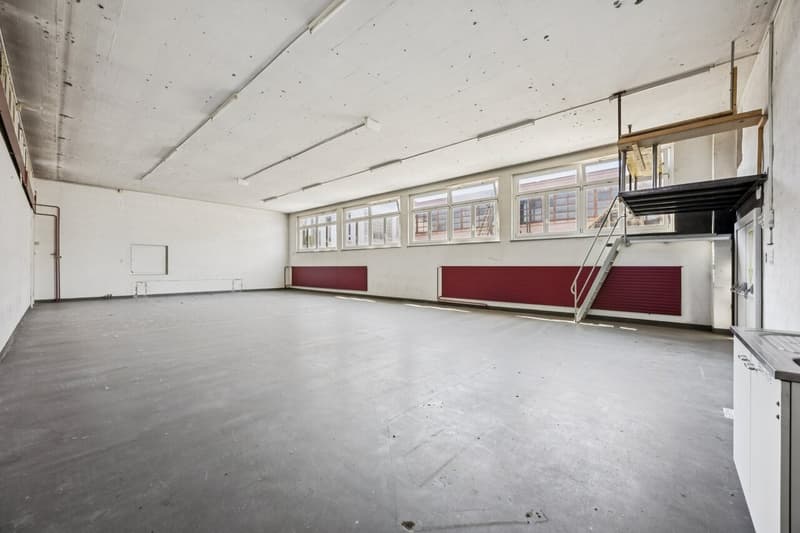 Space for clubs, art, and culture! (4)