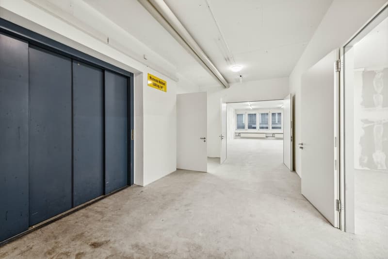 Flexible commercial space directly on the A1 - accessible, versatile (4)