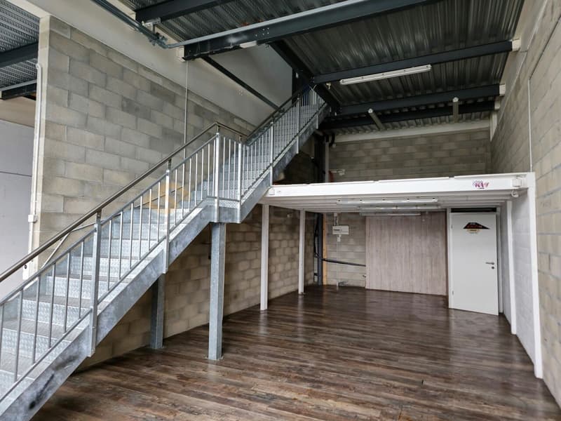 Opportunité unique, double box à louer de suite - 230m2 (2)