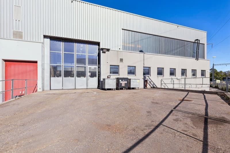 Gewerbehalle ideal für Produktion und Lagerung (11)