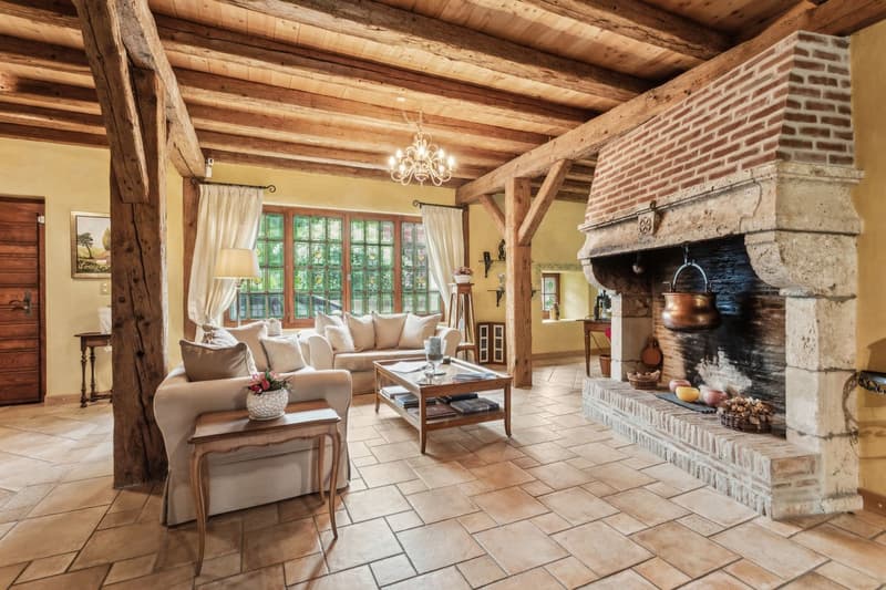 Eigentum mit authentischem Charme, sorgfältiger Ausführung und großem Garten (3)