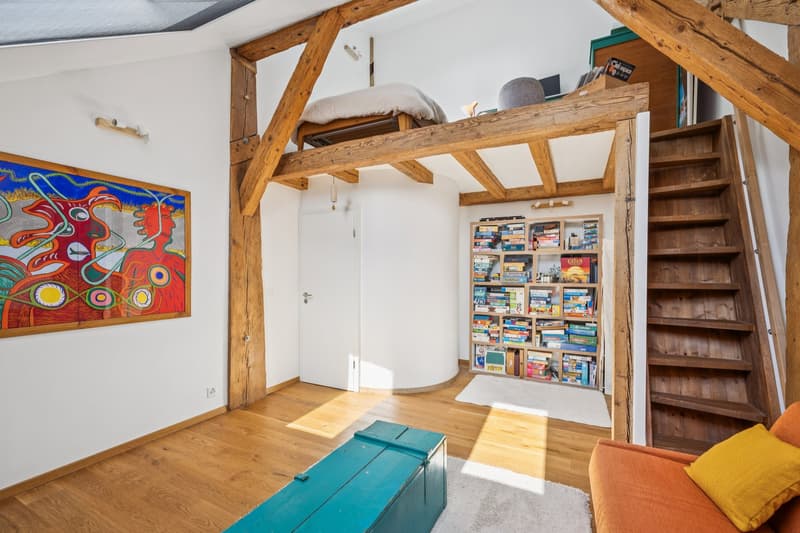 Very charming village house with potential! (11)