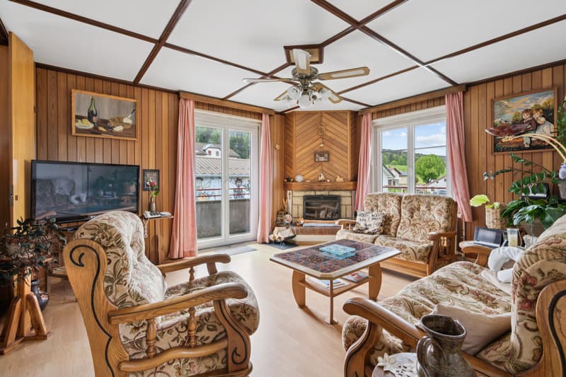 Character Villa with Lake View - In the Heart of the Joux Valley (2)