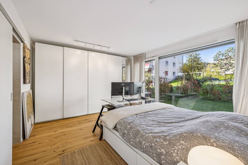 Magnifico 4.5 locali con ampia terrazza e giardino privato a Ecublen (10)