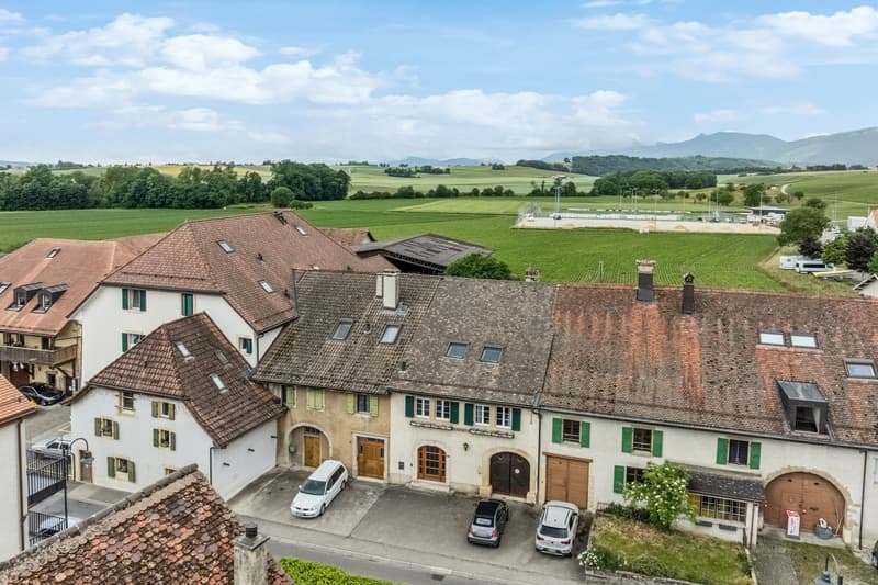 Casa villaggiosa molto affascinante, nel centro di Champagne! (3)