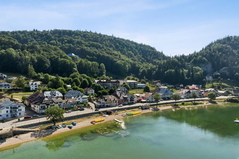 Immeuble avec potentiel promotionnel - vue imprenable sur le lac de Jo (4)