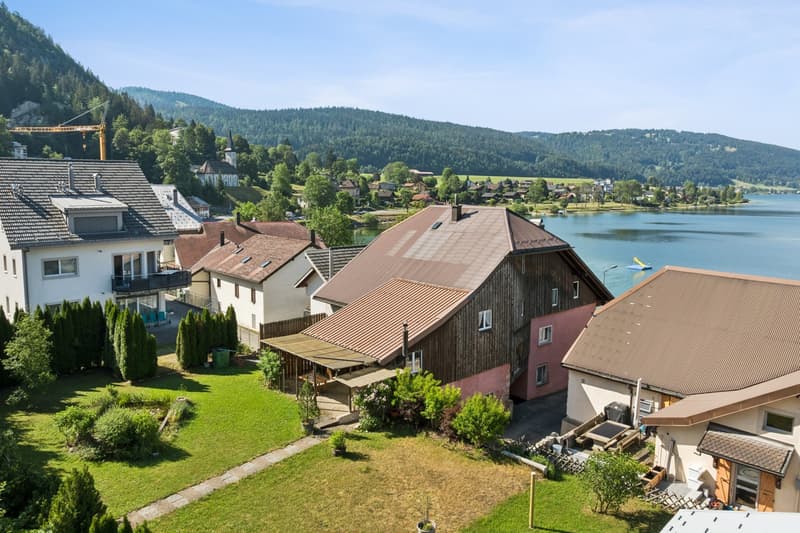 Immeuble avec potentiel promotionnel - vue imprenable sur le lac de Jo (2)